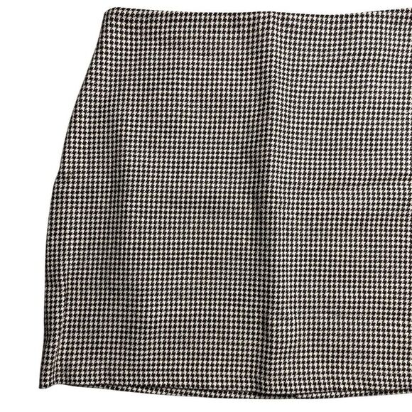 SHEIN Classic Brown and Tan Houndstooth Skirt Size Large - Picture 2 of 4